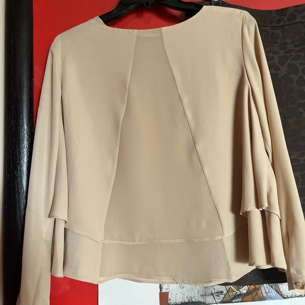 Zara cream tan long sleeve double layer bell hem blouse - Picture 2 of 8